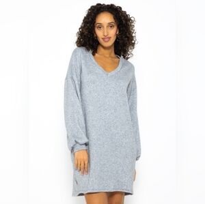 NEW! Zenana Outfitters Gray / Blue Long Sleeve - Oversized